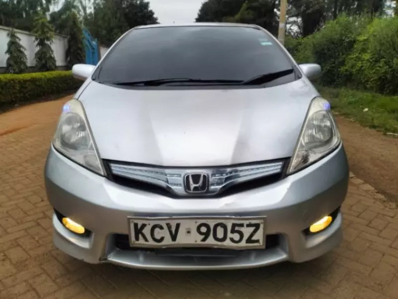Honda Fit   - 2012