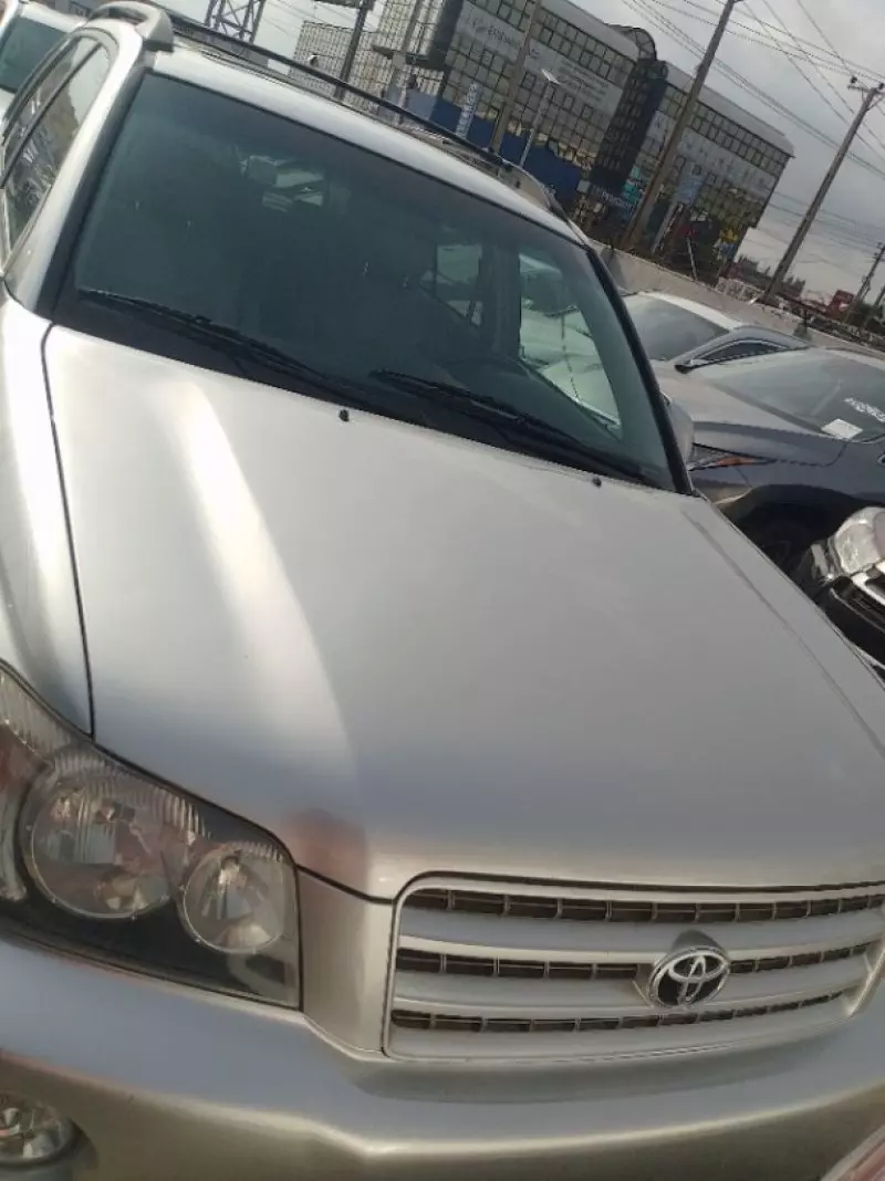 Toyota Highlander   - 2001