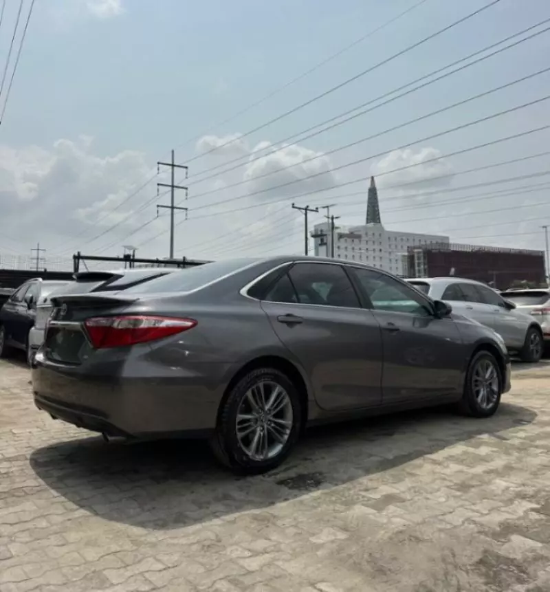 Toyota Camry   - 2015