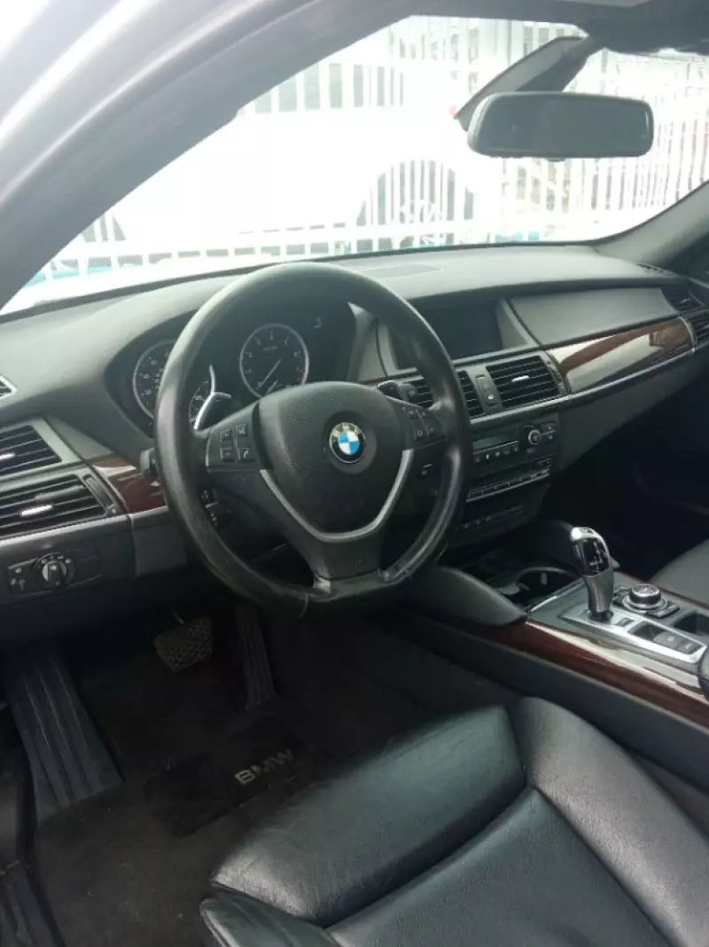 BMW X6   - 2012