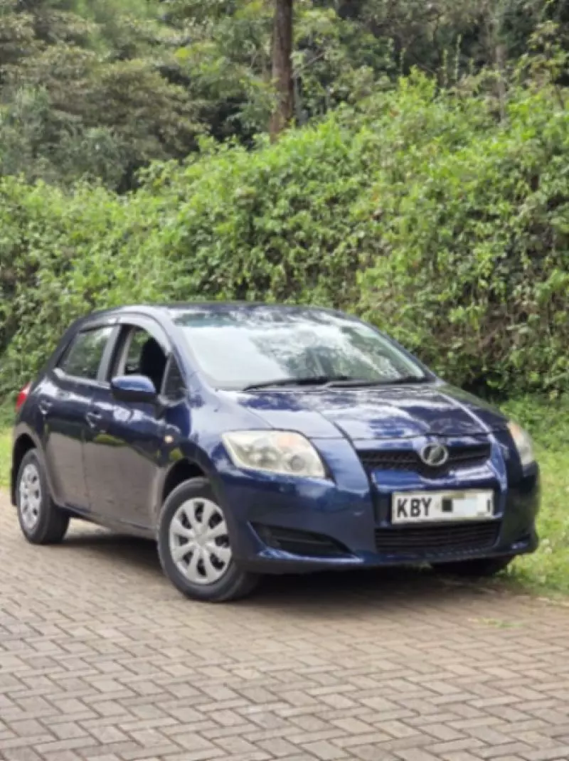 Toyota Auris   - 2006