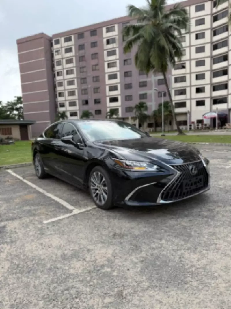 Lexus ES 300