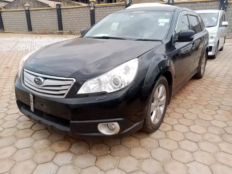 Subaru Outback   - 2013