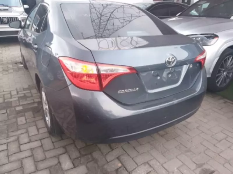 Toyota Corolla   - 2013