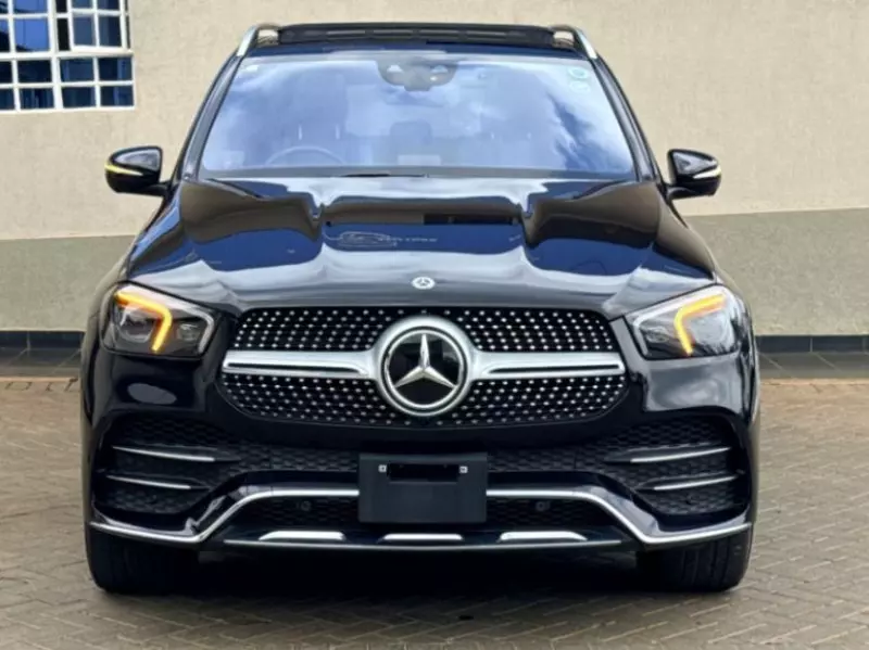 Mercedes-Benz GLE 400   - 2019