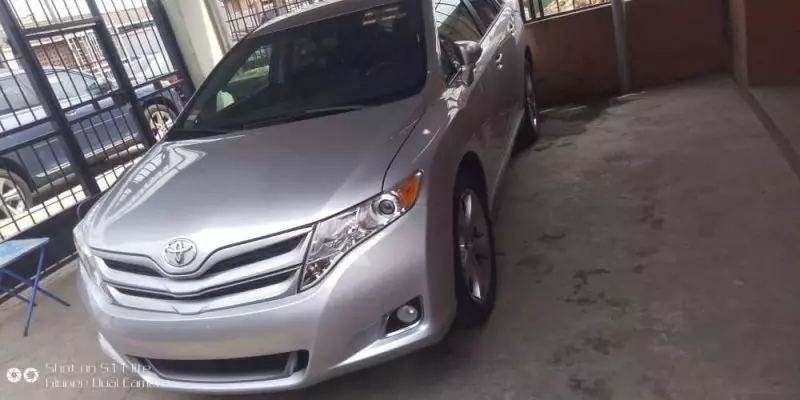 Toyota Venza   - 2014
