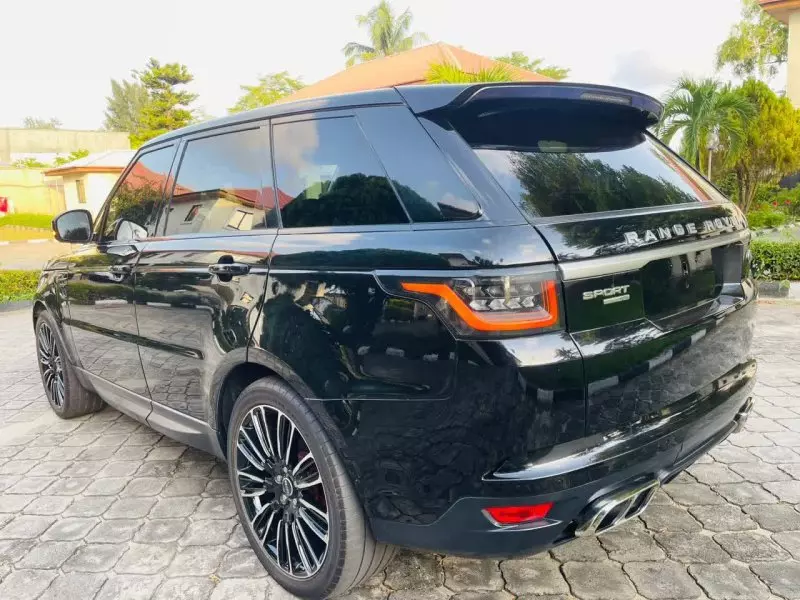 Land Rover Range Rover Sport   - 2015