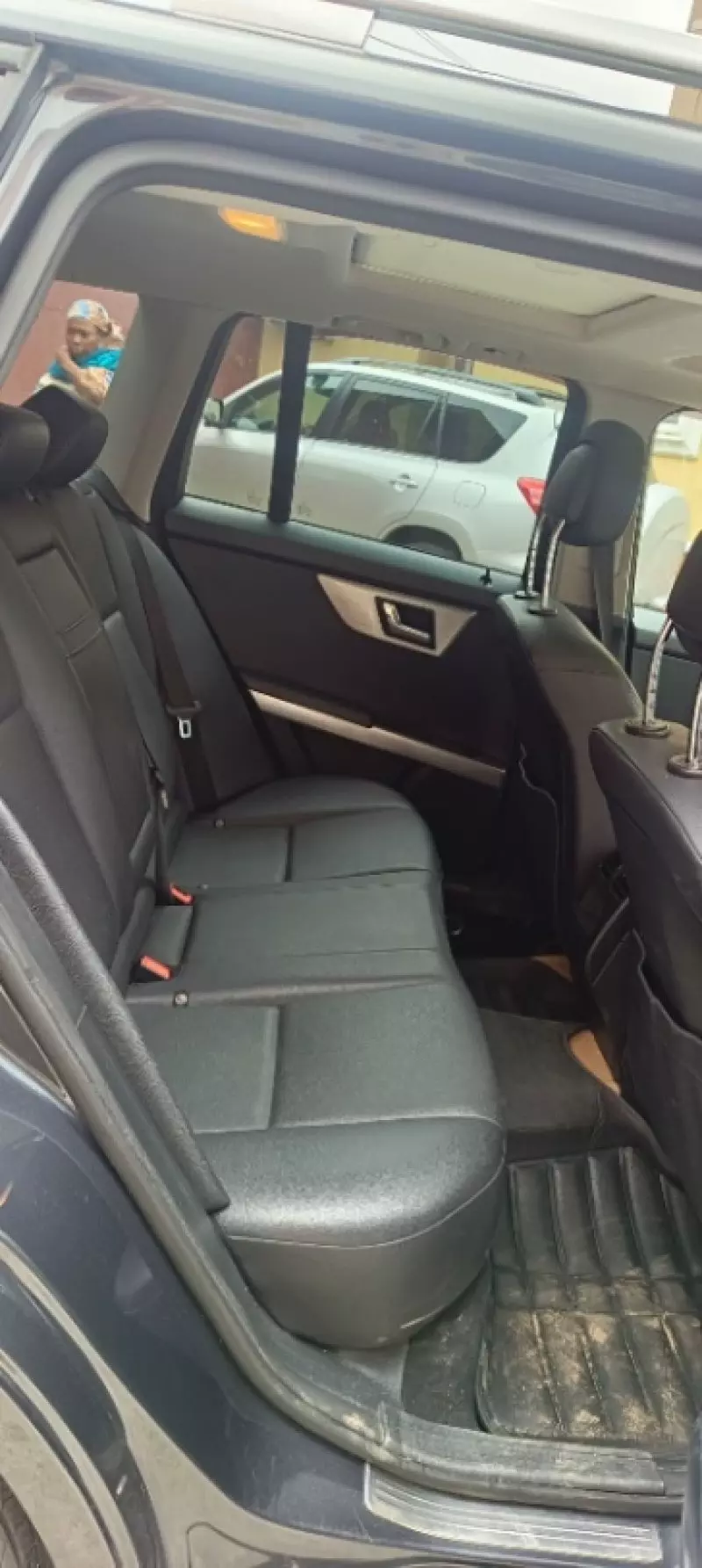 Mercedes-Benz GLK 350   - 2010