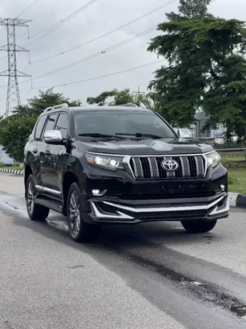 Toyota Landcruiser Prado   - 2014