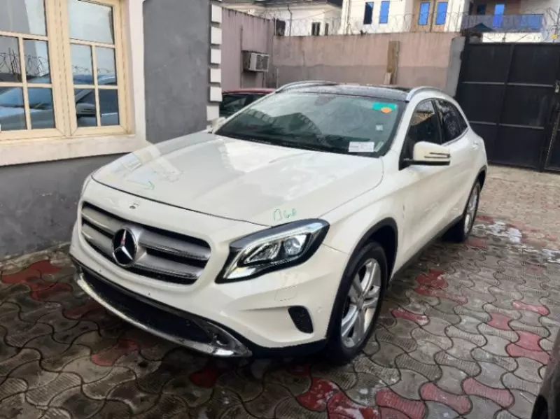 Mercedes-Benz GLA 250   - 2017