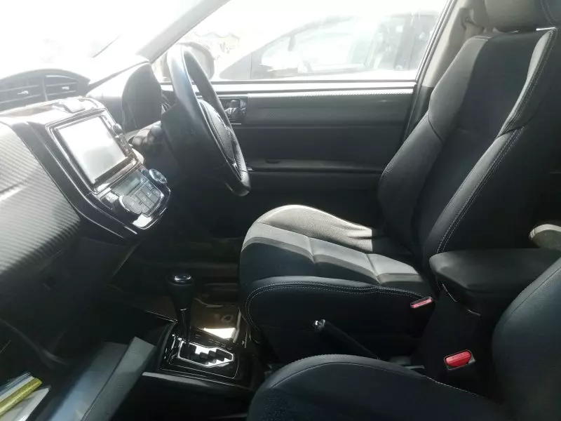 Toyota Fielder hybrid    - 2015