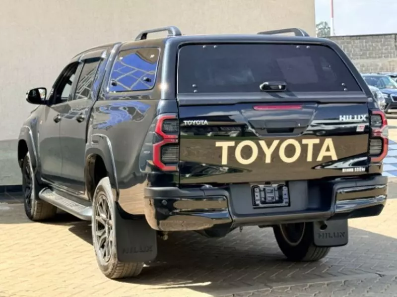 Toyota Hilux
