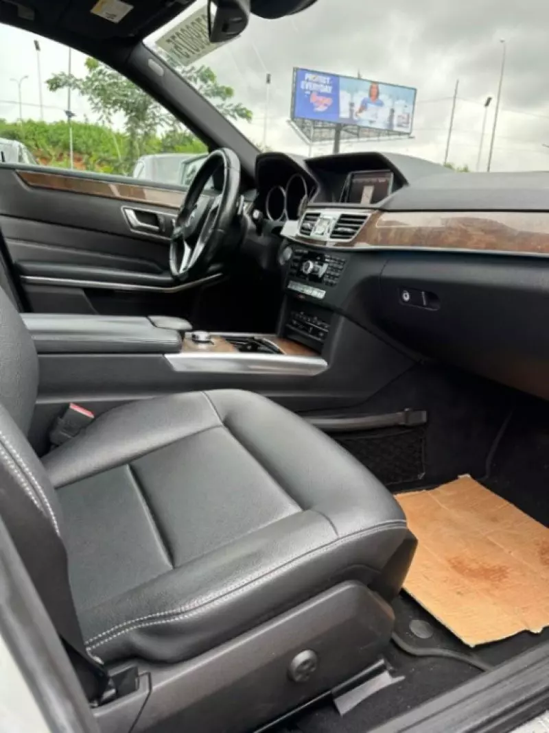 Mercedes-Benz E350   - 2015