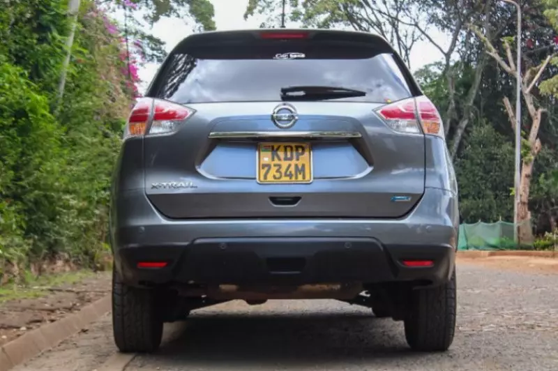 Nissan X-Trail   - 2016