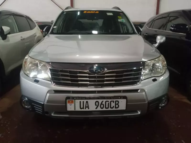 Subaru Forester   - 2010