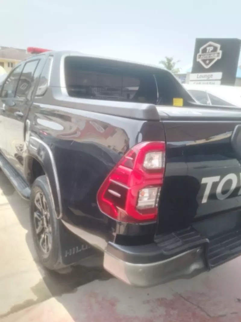 Toyota Hilux - 2022