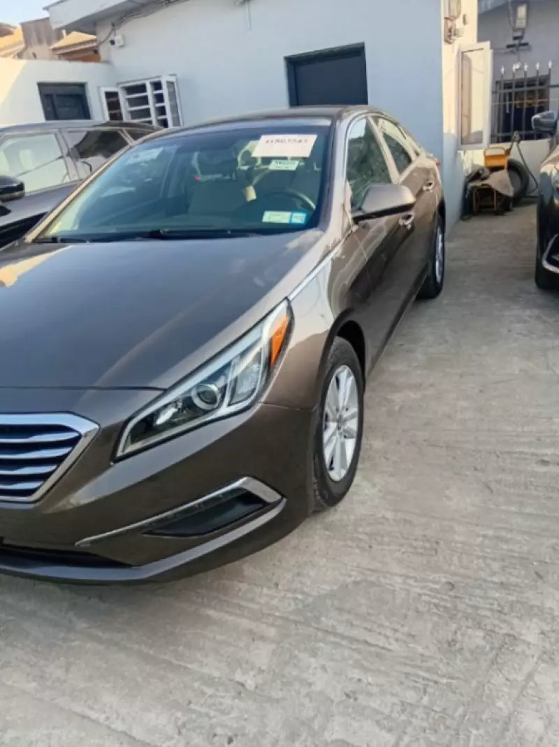 Hyundai Sonata - 2015