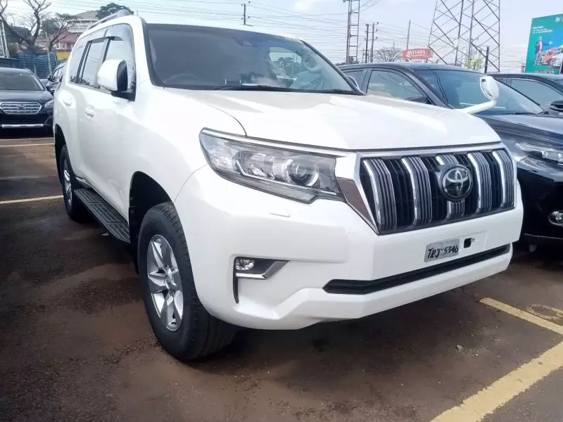 Toyota Landcruiser Prado   - 2019