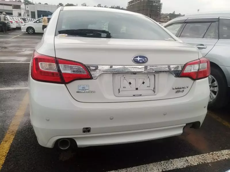 Subaru Legacy B4   - 2015