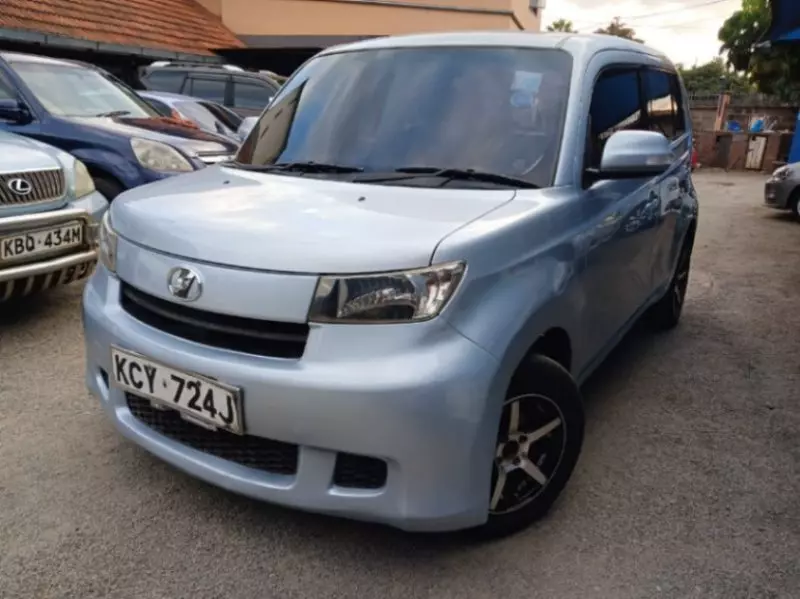 Toyota Bb   - 2013