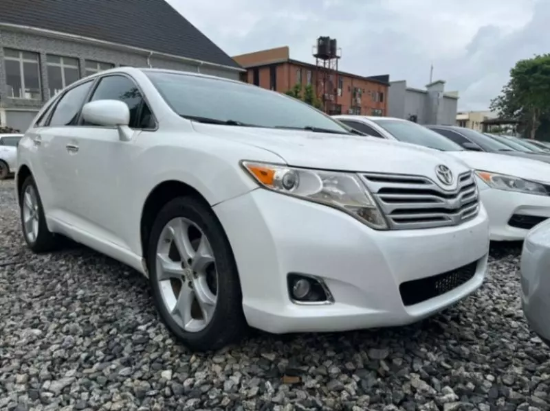 Toyota Venza   - 2010