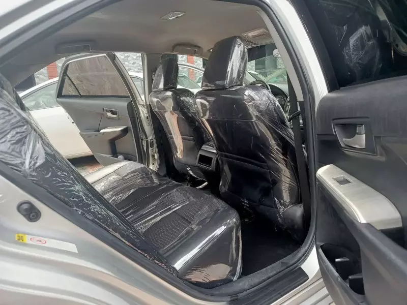 Toyota Camry   - 2013