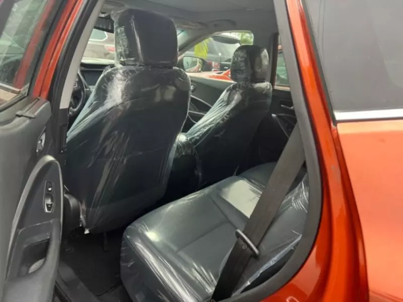 Hyundai Santa FE   - 2014