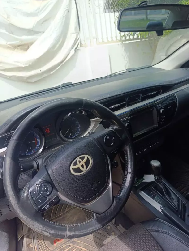 Toyota corolla   - 2014