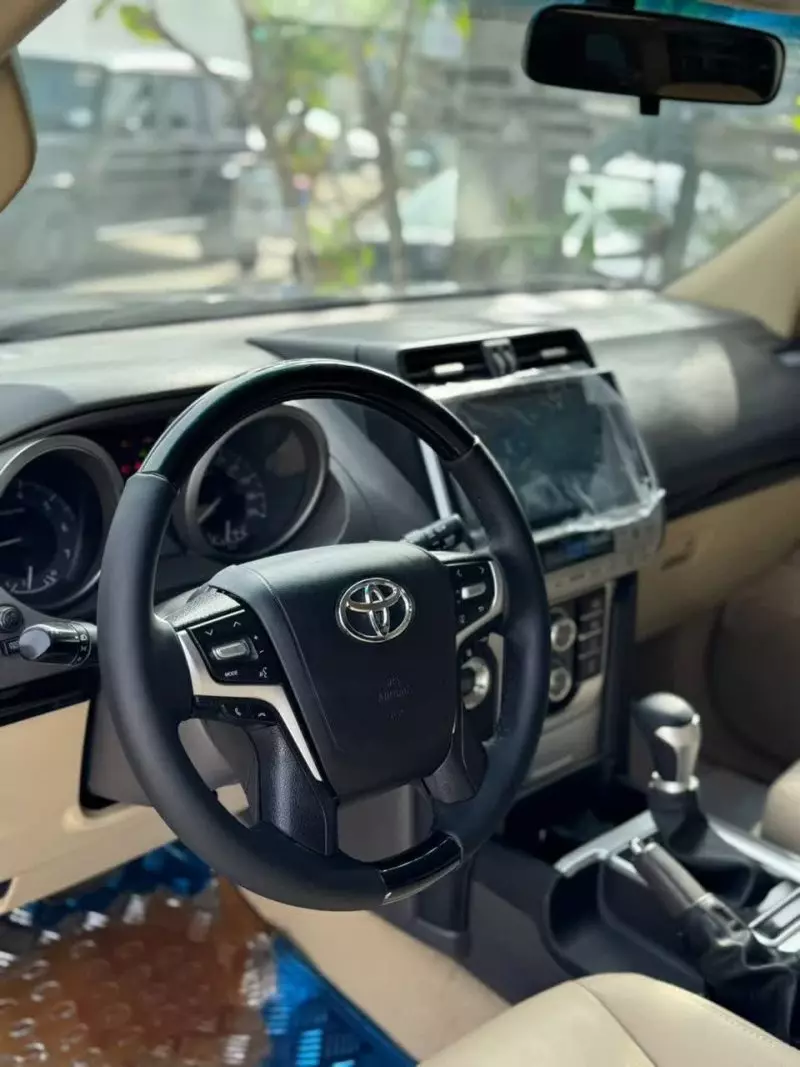 Toyota Prado   - 2016