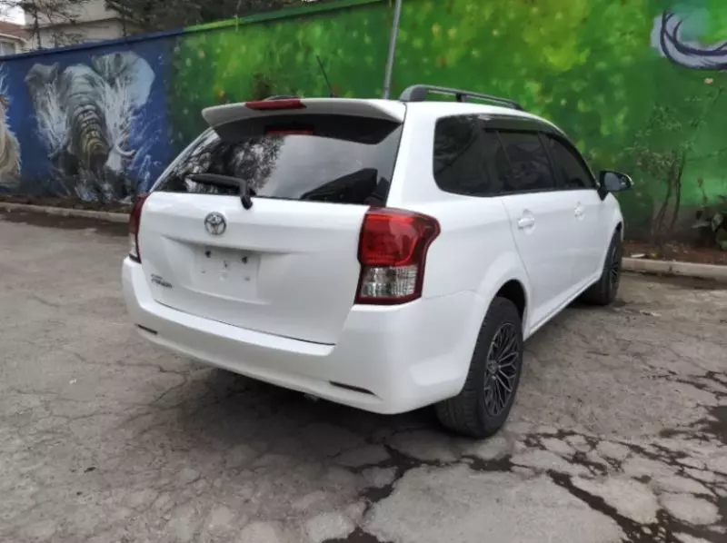 Toyota Fielder    - 2014