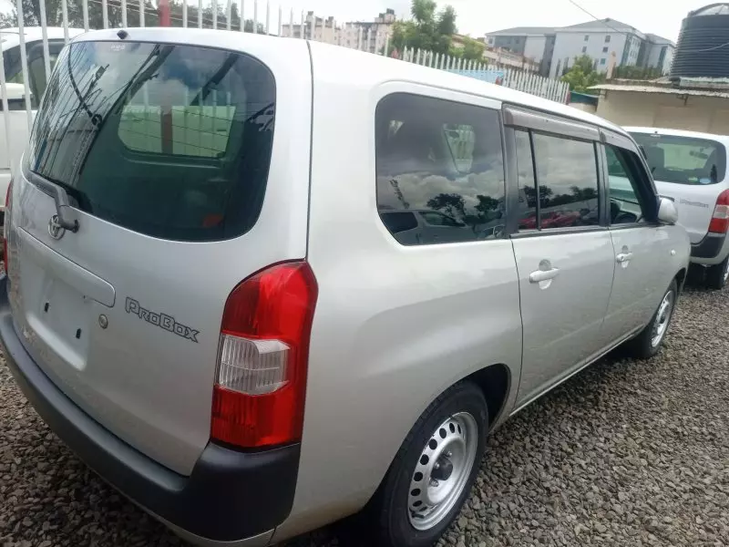 Toyota Probox    - 2016