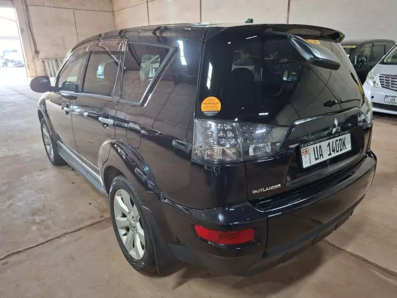 Mitsubishi New Outlander   - 2012