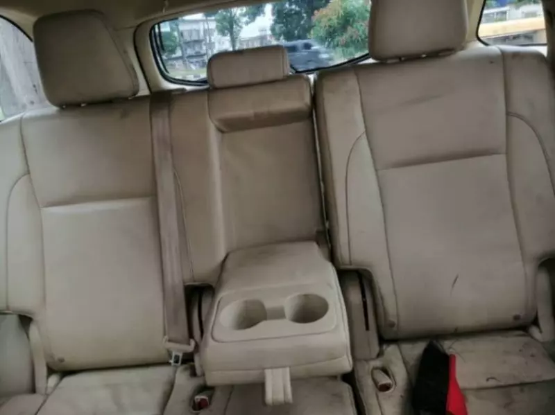 Toyota Highlander   - 2015