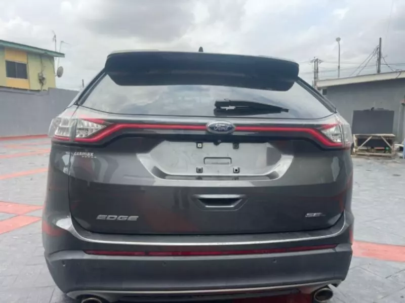 Ford Edge   - 2015