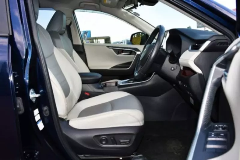 Toyota RAV4   - 2014