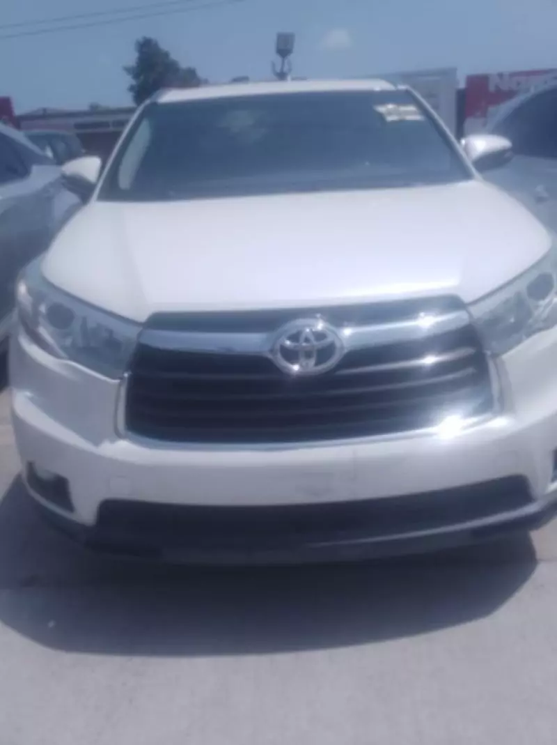 Toyota Highlander - 2016