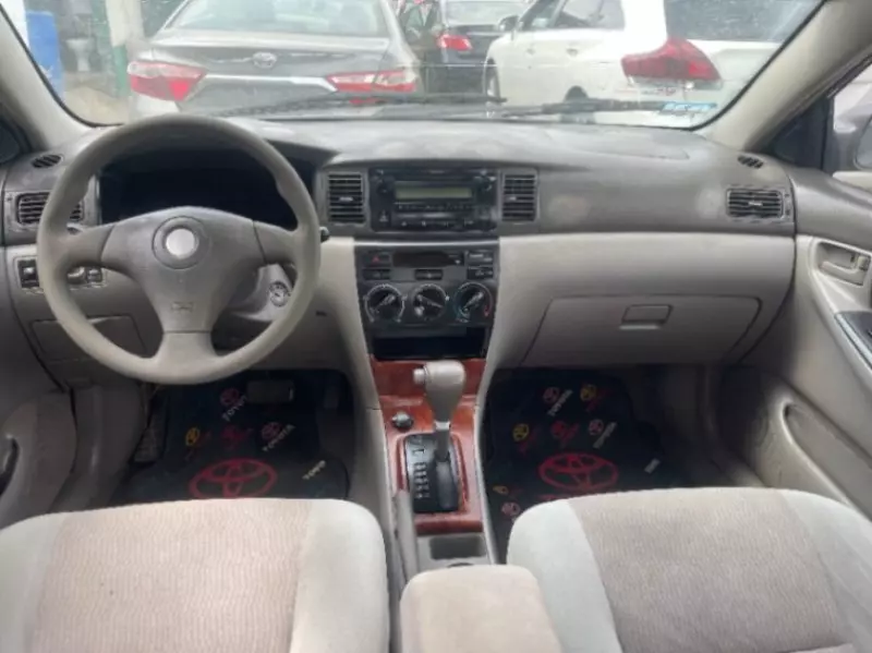Toyota Corolla   - 2007