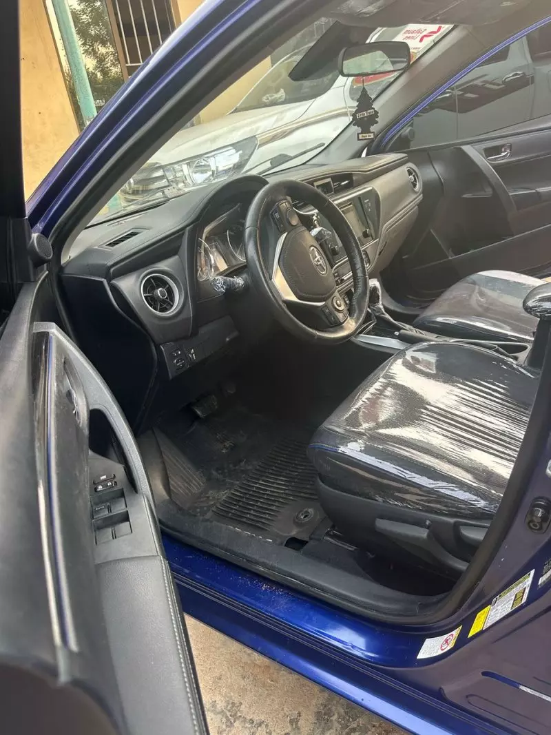 Toyota Corolla   - 2017
