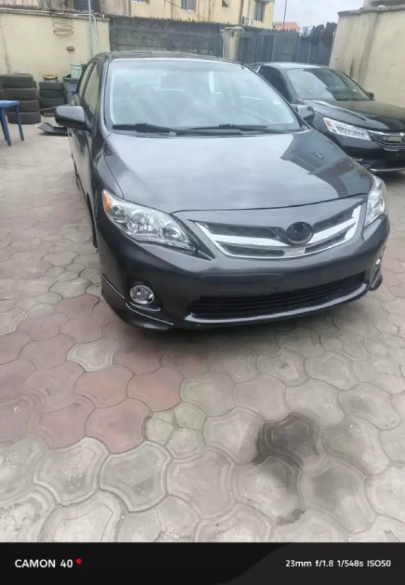Toyota Corolla   - 2013