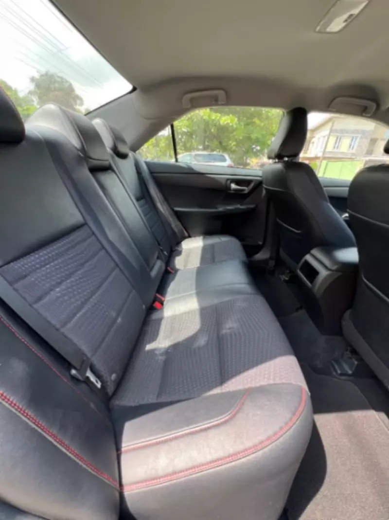 Toyota Camry   - 2016