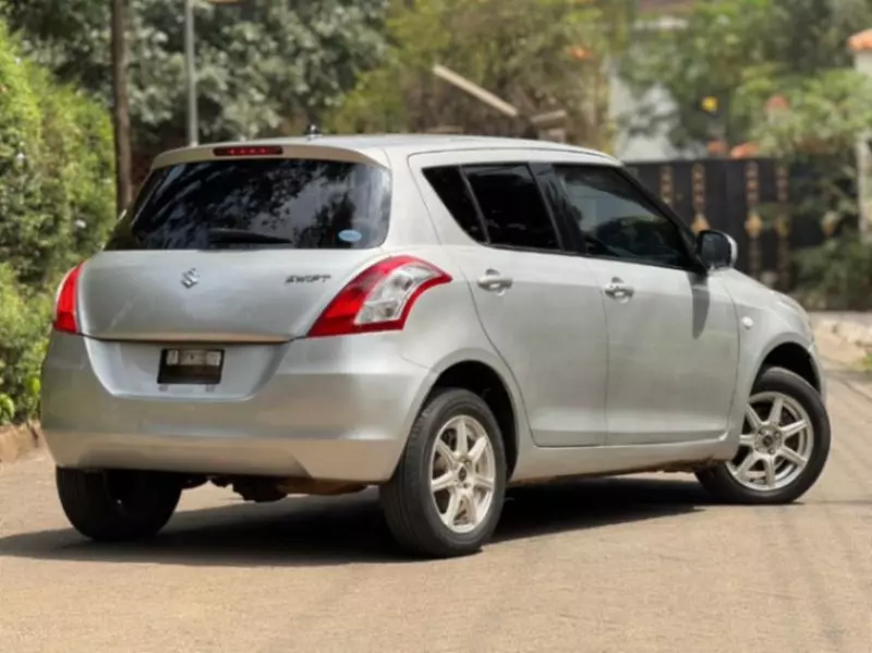 SUZUKI Swift   - 2014