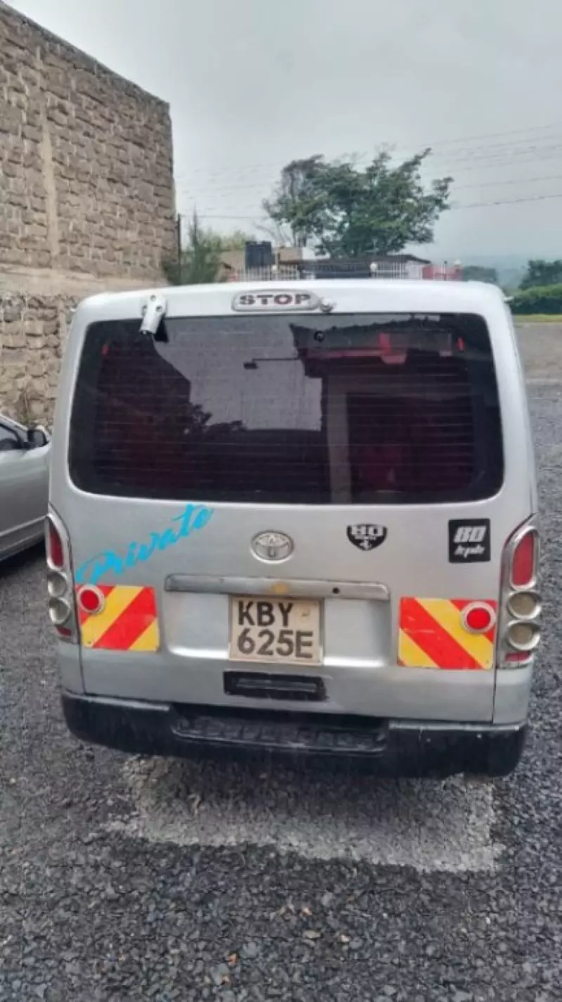 Toyota Hiace   - 2008