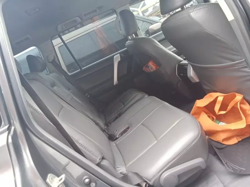 Toyota Landcruiser Prado   - 2012