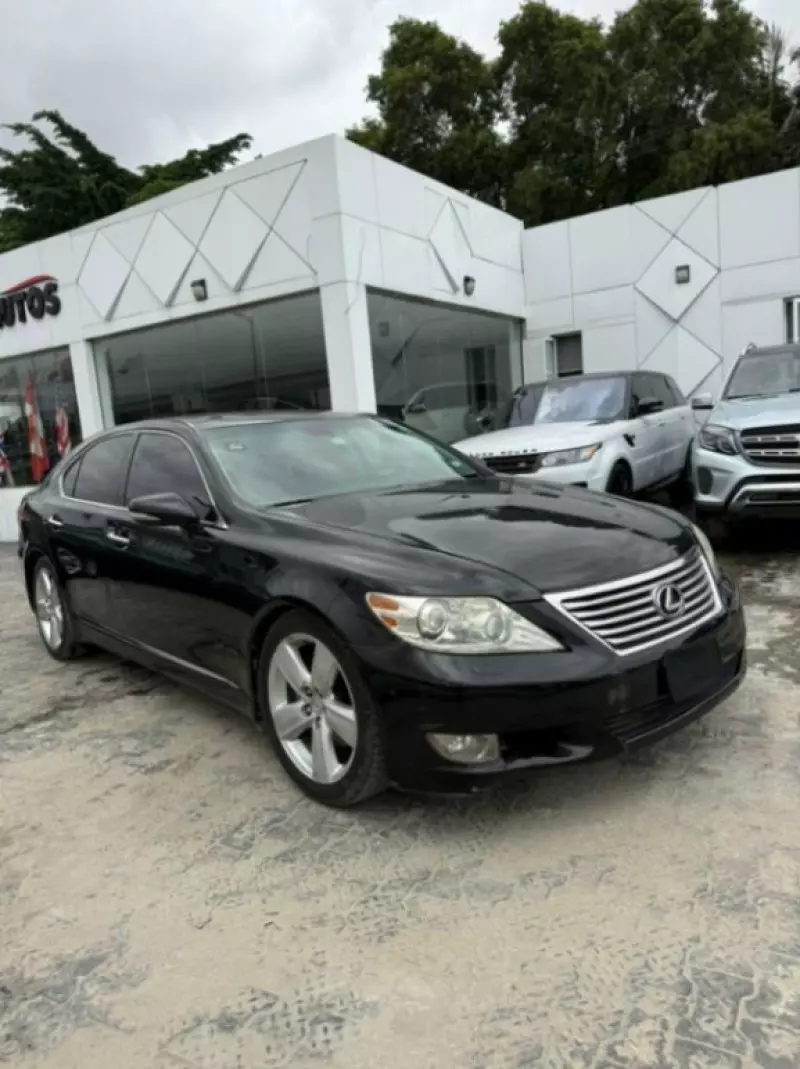Lexus LS 460
