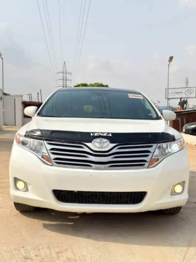 Toyota Venza   - 2009