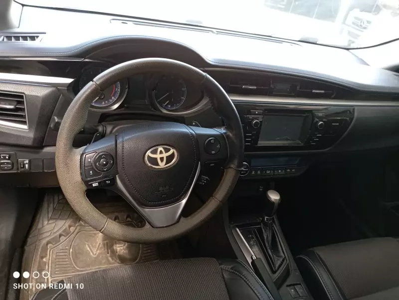 Toyota Corolla   - 2015