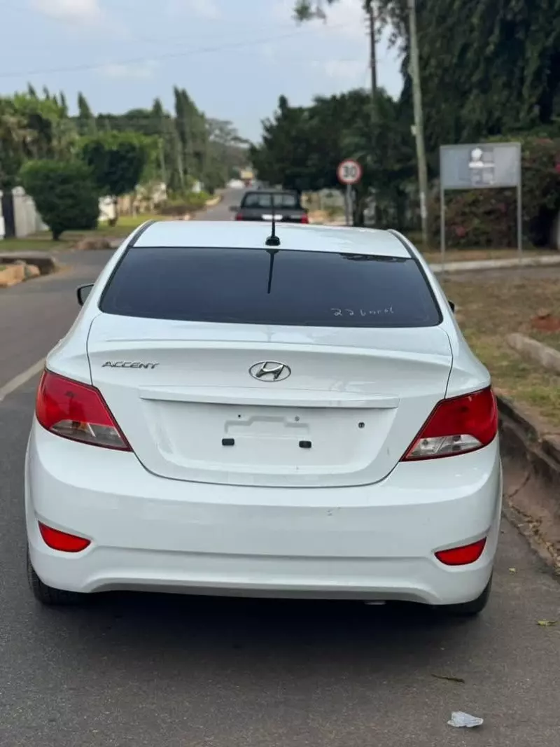 Hyundai Accent