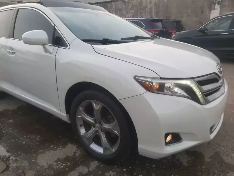 Toyota Venza   - 2010