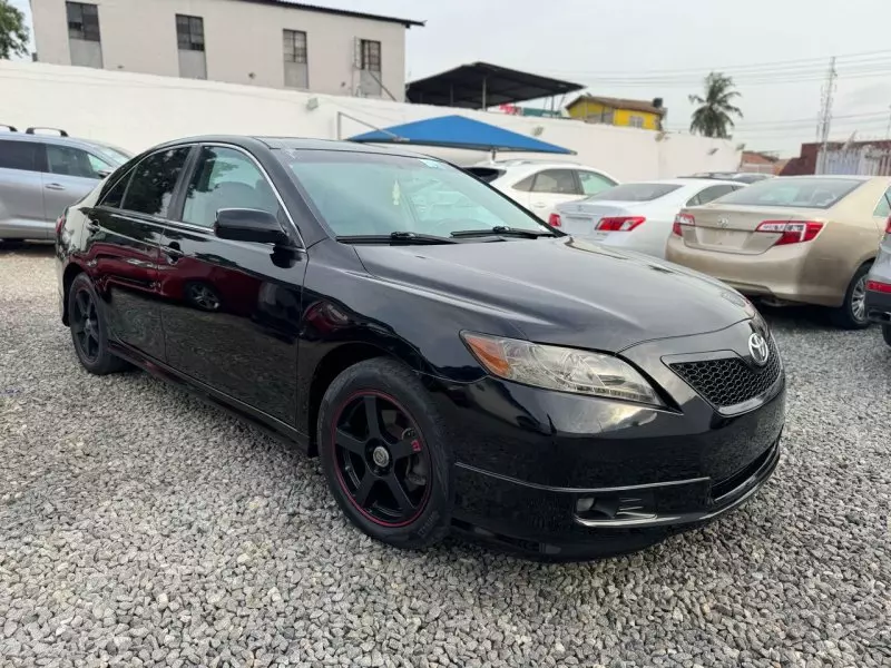Toyota Camry   - 2007