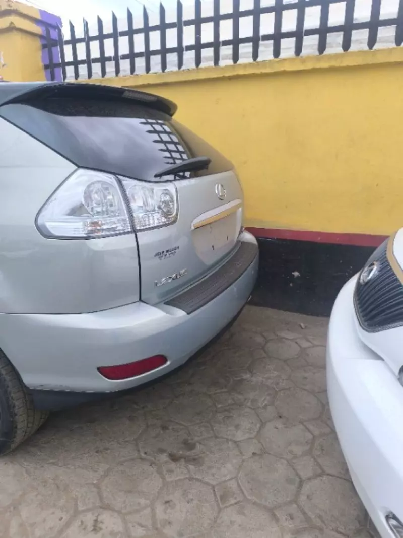 Lexus RX 330   - 2005